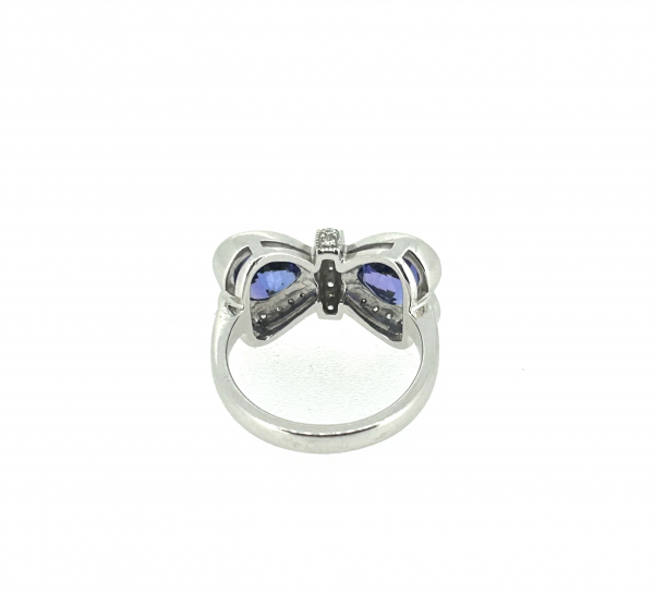 18ct AAA Tanzanite & Diamond Ring. - Image 4