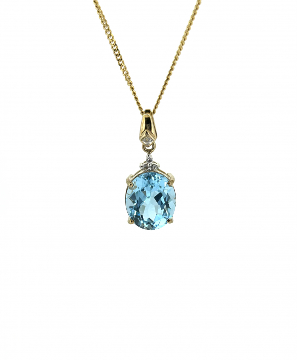 9ct Topaz Necklace