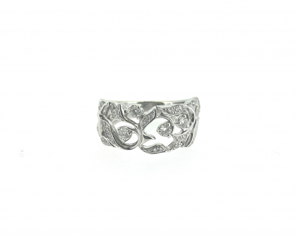 18ct Diamond Ring