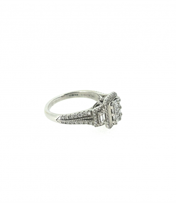 Vera Wang 18ct White Gold, Diamond & Sapphire Ring. - Image 3