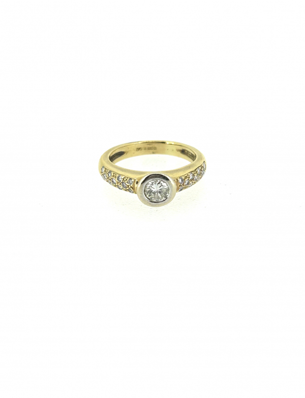 18ct Yellow Gold & Diamond Ring