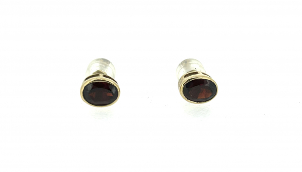 9ct Garnet Oval Stud Earrings - Image 2