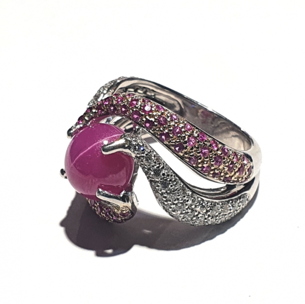 18ct Star Ruby & Diamond Ring. - Image 3