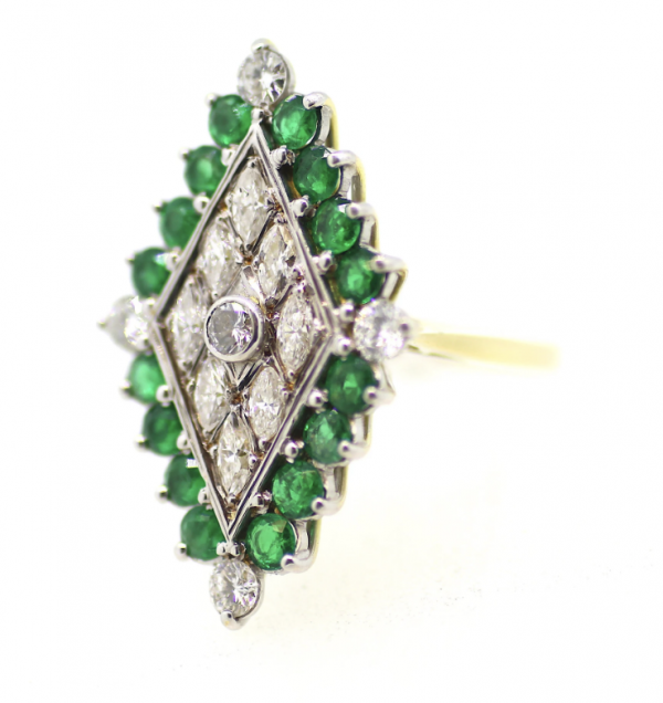 18ct Vintage Emerald & Diamond Ring - Image 3