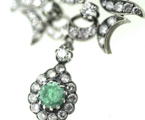 18ct Victorian Emerald Diamond Pendant Brooch - Image 4
