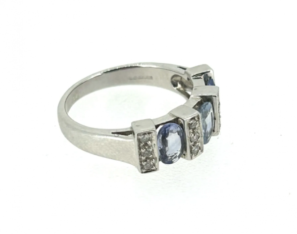 9ct White Gold, Diamond & Tanzanite Ring - Image 3
