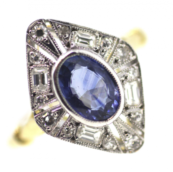 18ct British Art Deco, Sapphire & Diamond Ring - Image 4