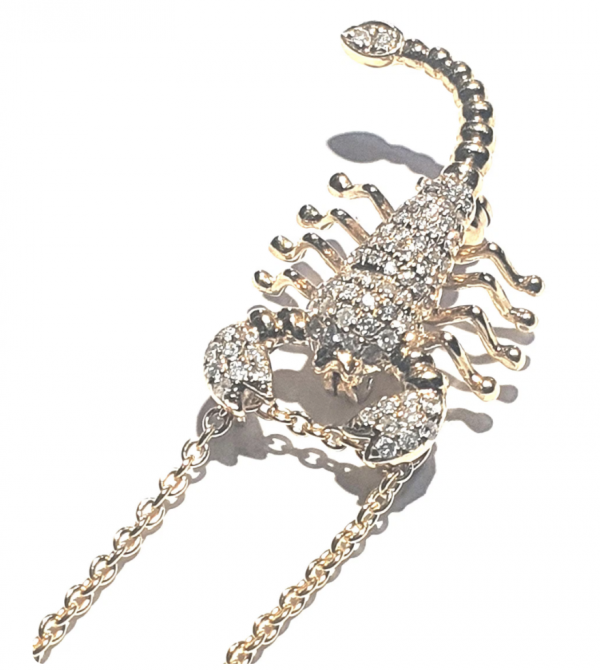 18ct & Diamond Scorpion pendant/brooch