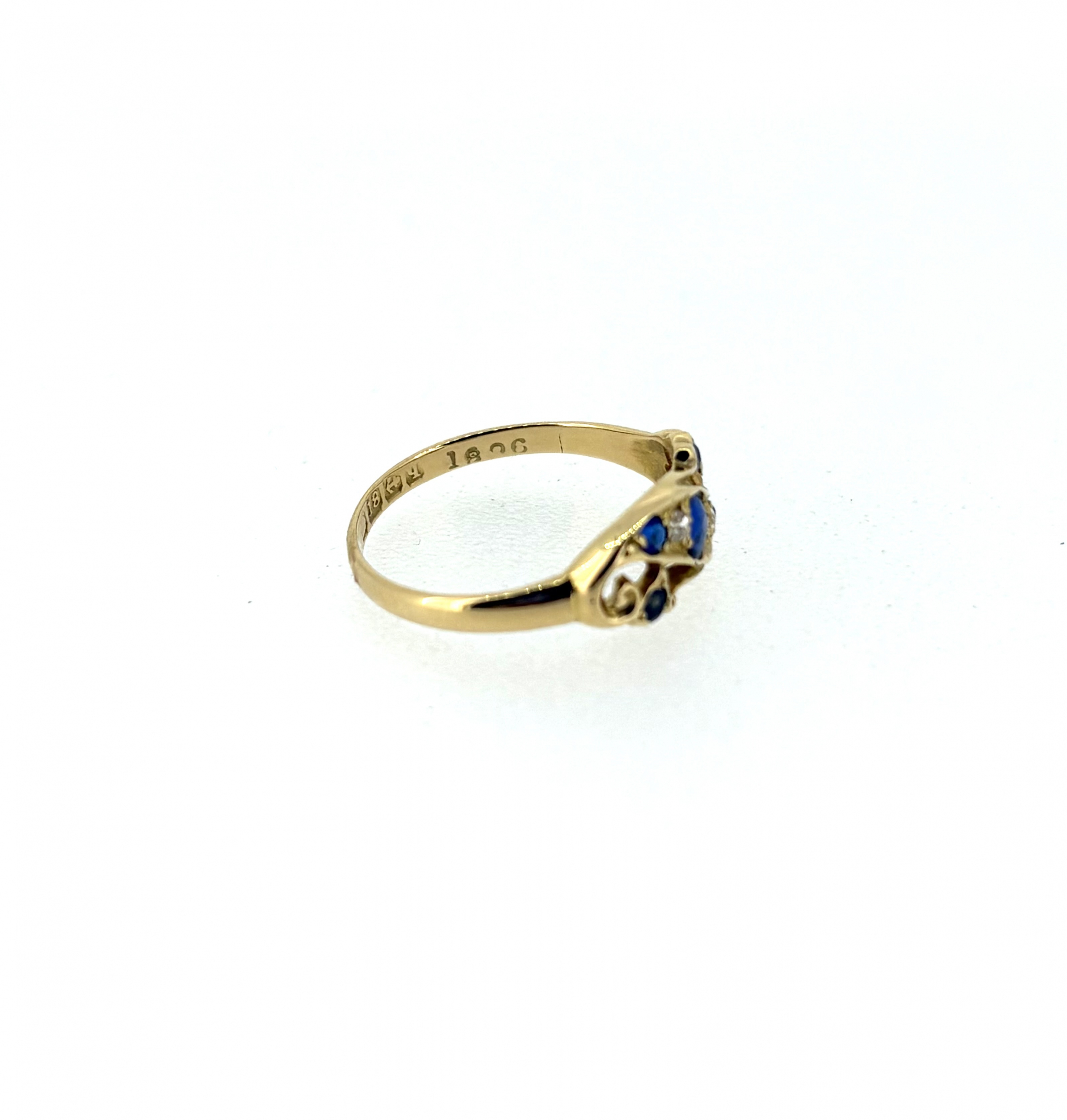 18ct Gold, Diamond & Sapphire Ring - Image 3