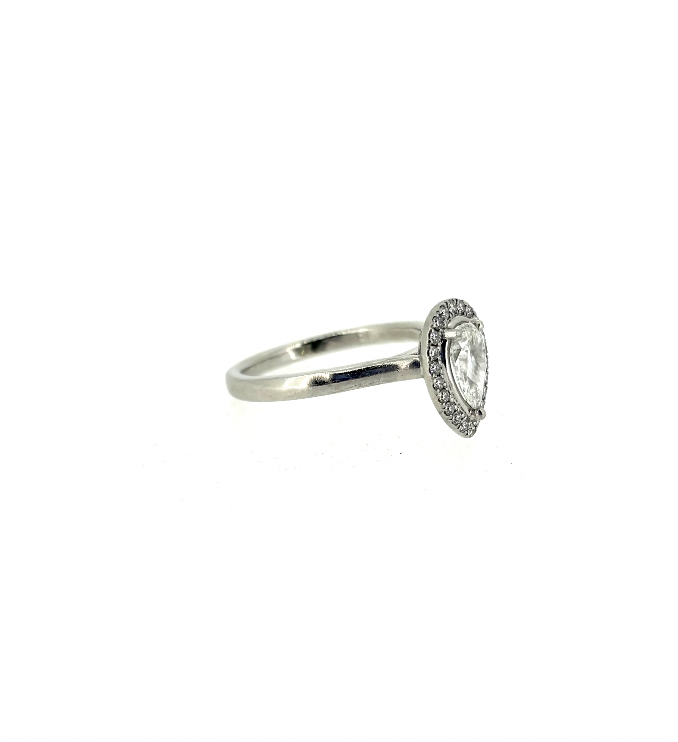 Platinum & 0.89ct Diamond Ring - Image 3