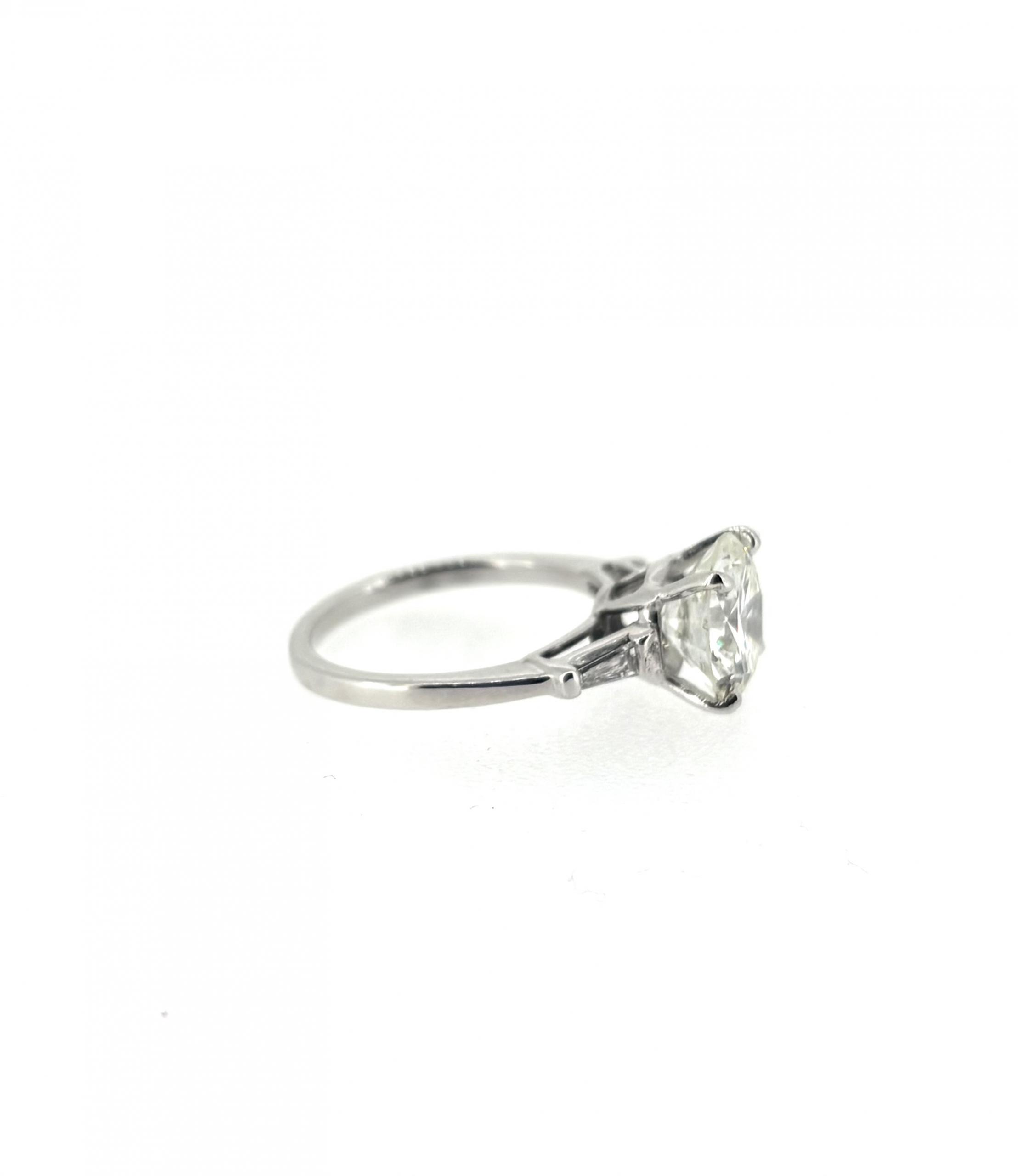 18ct White Gold & 3.20ct Diamond Ring. - Image 3